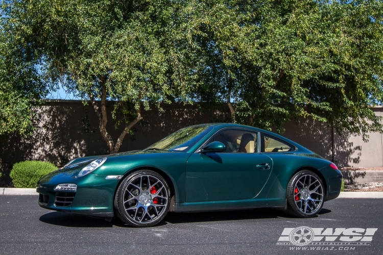 2009 Porsche 911 with 19" Avant Garde M590 in Machined Silver wheels