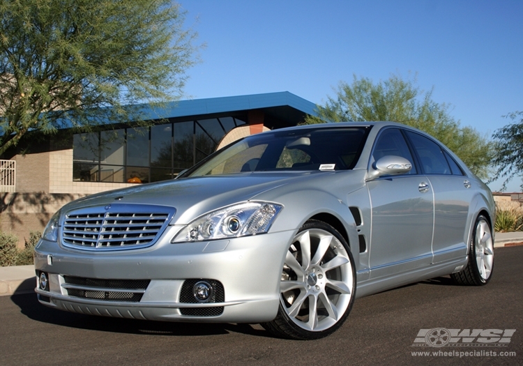 2008 Mercedes-Benz S-Class with 21" Lorinser RS8 in Silver wheels