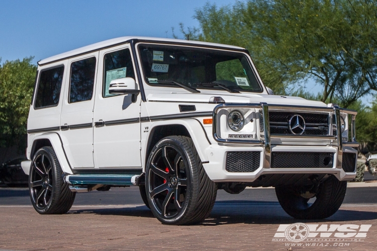 2015 Mercedes-Benz G-Class with 24" Giovanna Andros in Black Milled wheels