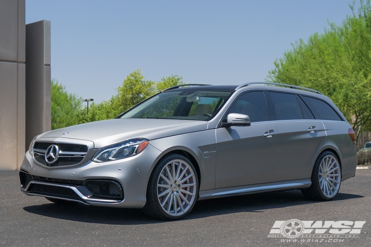 2016 Mercedes-Benz E-Class with 20" Vossen VFS-2 in Silver wheels