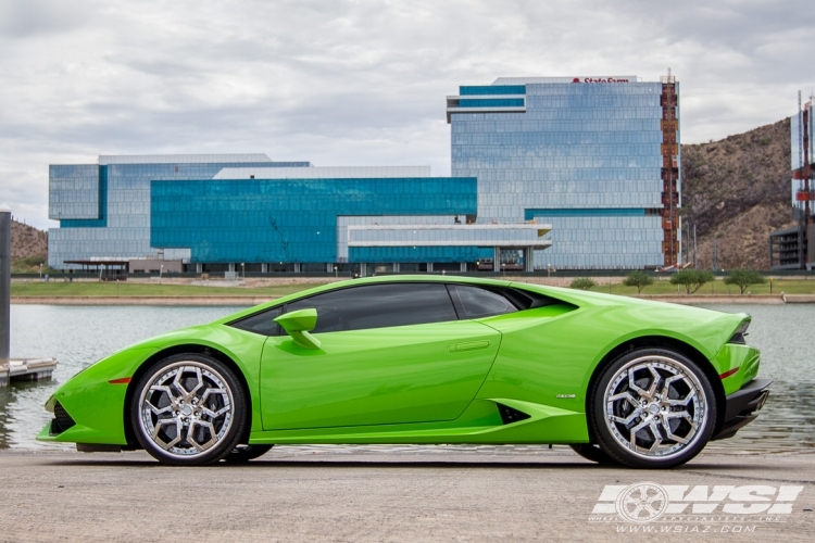 2015 Lamborghini Huracan with 20" Lexani Forged LF-110 in Chrome wheels