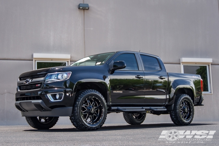 2015 Chevrolet Colorado with 20" RBP - Rolling Big Power 67R AK-8 in Gloss Black (CNC Accents) wheels
