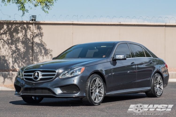 2015 Mercedes-Benz E-Class with 19"   in  wheels