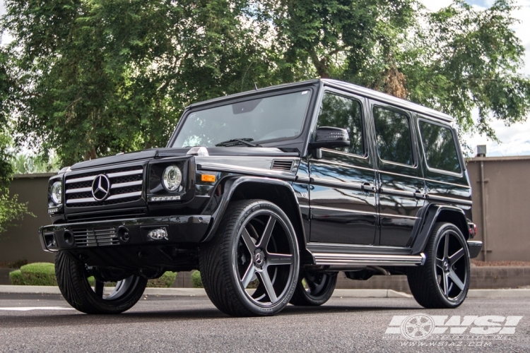 2015 Mercedes-Benz G-Class with 24" Koko Kuture Sardinia in Matte Black (w/ Ball Cut Details) wheels