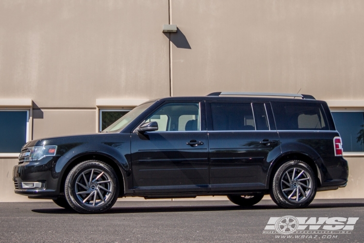 2014 Ford Flex with 18" RSR R701 in Gray wheels