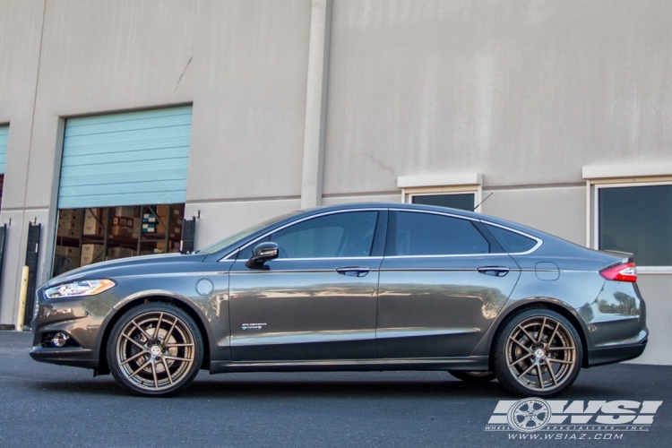 2016 Ford Fusion with 20" Gianelle Monaco in Bronze wheels