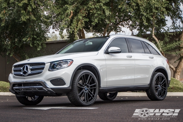 2016 Mercedes-Benz GLC-Class with 22" Koko Kuture Massa-7 in Satin Black wheels