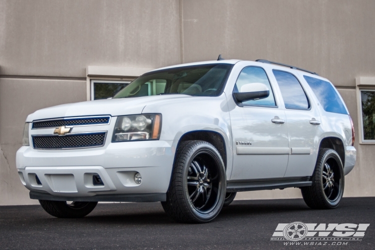 2006 Chevrolet Tahoe with 22" Avenue A607 in Satin Black (Truck/SUV) wheels