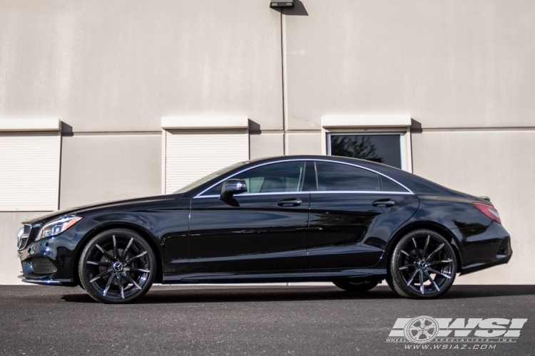 2016 Mercedes-Benz CLS-Class with 20" Lexani CSS-15 in Gloss Black (Machined Tips) wheels