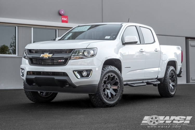 2016 Chevrolet Colorado with 20" Black Rhino Warlord in Matte Gunmetal wheels