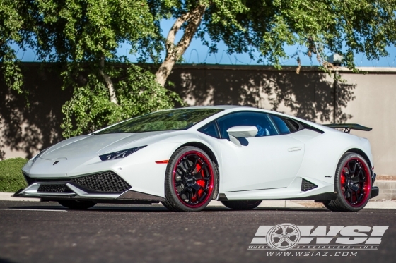 2015 Lamborghini Huracan with 20" GFG Forged Hura in Custom wheels