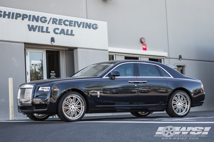 2016 Rolls-Royce Ghost with 22" Vossen VVS-082 in Silver Machined (DISCONTINUED) wheels