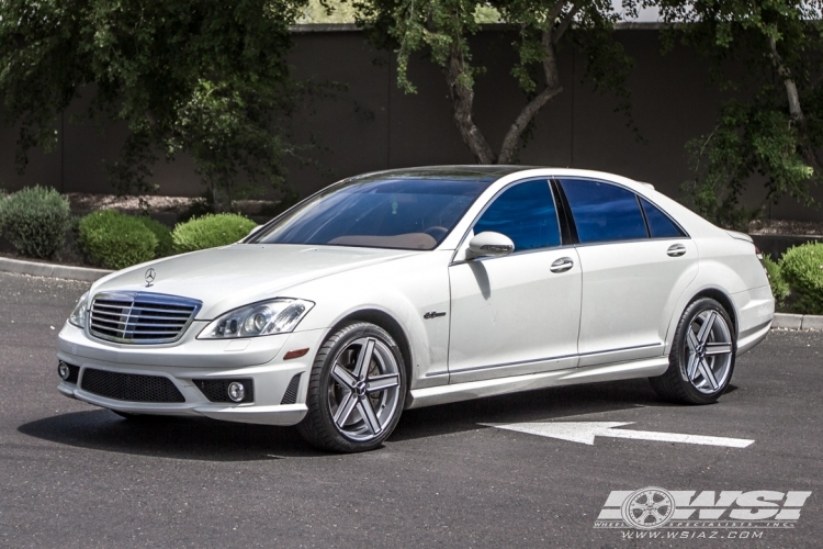 2008 Mercedes-Benz S-Class with 20" Giovanna Dramuno-5 in Silver (Black Anodized Face) wheels