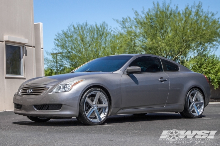 2008 Infiniti G37 Coupe with 20" Rohana RC22 in Machined Silver wheels