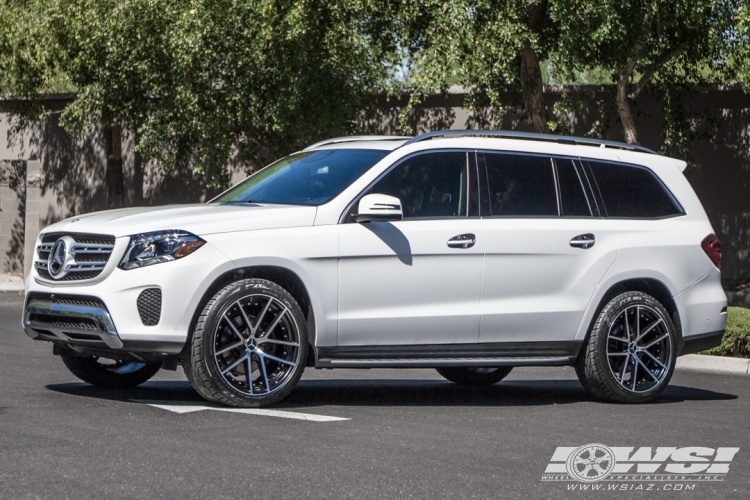 2017 Mercedes-Benz GLS/GL-Class with 22" Gianelle Monaco in Black Machined wheels
