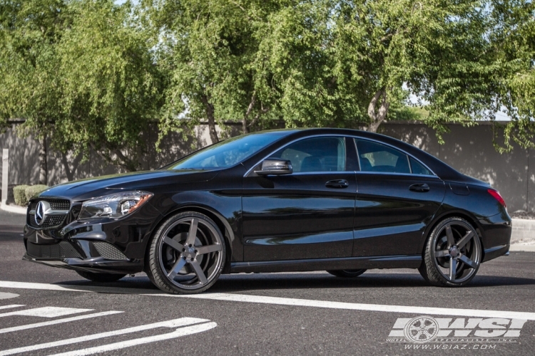 2016 Mercedes-Benz CLA-Class with 20" Vossen CV3-R in Gloss Graphite wheels