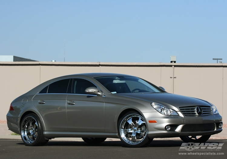 2007 Mercedes-Benz CLS-Class with 20" GFG Forged Trento-5 in Chrome wheels