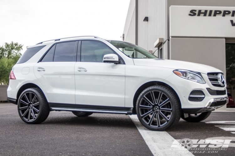 2017 Mercedes-Benz GLE/ML-Class with 22" Gianelle Santoneo in Matte Black (Ball Cut Details) wheels