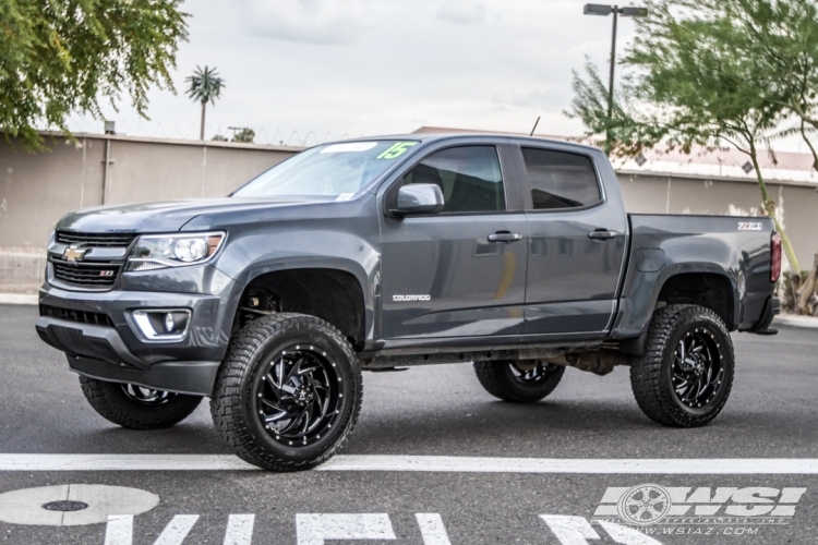 2015 Chevrolet Colorado with 20" RBP - Rolling Big Power 66R HK-5 in Gloss Black (CNC Accents) wheels