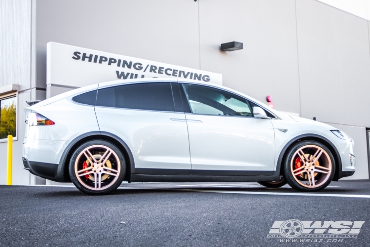 2016 Tesla Model X with 22" Vossen Forged VPS302 in Custom wheels