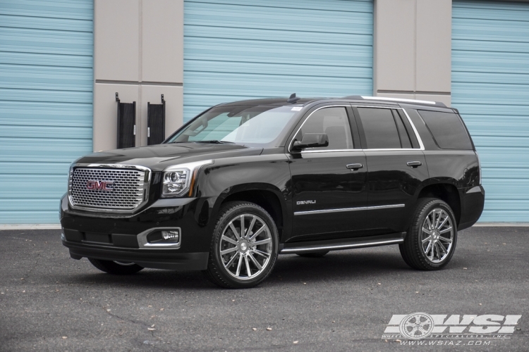 2017 GMC Yukon with 22" MKW M118 in Chrome wheels