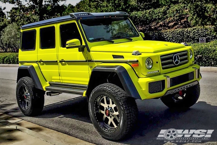 2016 Mercedes-Benz G-Class with 22" Koko Solid Off Road Fury in Black Machined wheels