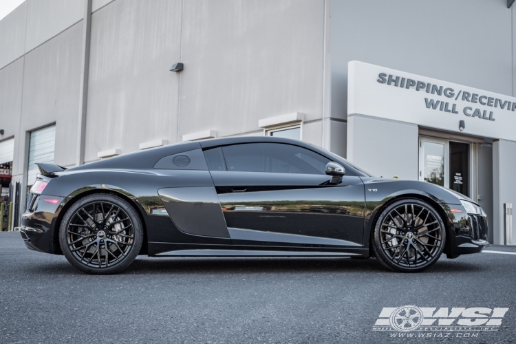 2017 Audi R8 with 20" Powder Coating Audi R8 in Gloss Black wheels