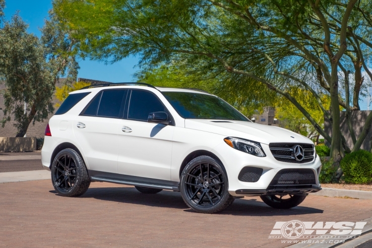 2017 Mercedes-Benz GLE/ML-Class with 22" Gianelle Monaco in Semi Gloss Black wheels