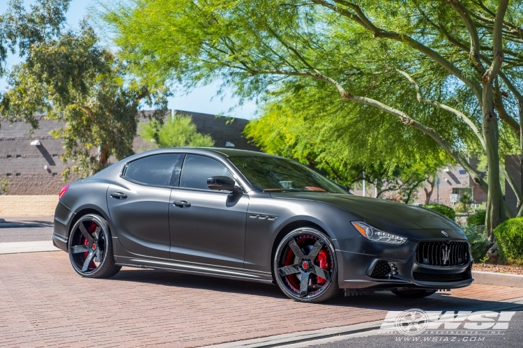 2017 Maserati Ghibli with 22" Forgiato Fossette-ECL in Custom wheels