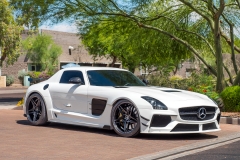 Mercedes-Benz SLS