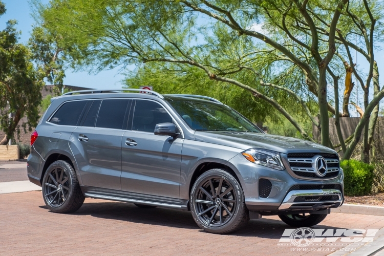 2017 Mercedes-Benz GLS/GL-Class with 22" Koko Kuture Surrey in Semi Gloss Black wheels