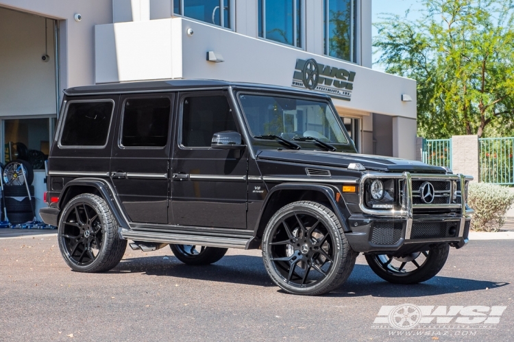 2017 Mercedes-Benz G-Class with 24" Giovanna Haleb in Gloss Black wheels