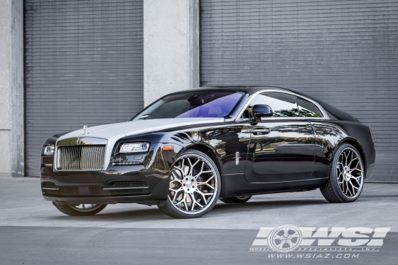 2016 Rolls-Royce Wraith with 24" Giovanna Nove FF in Black Machined (Flow-Formed) wheels