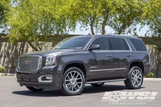 2017 GMC Yukon/Denali with 22" Avenue A614 in Chrome wheels