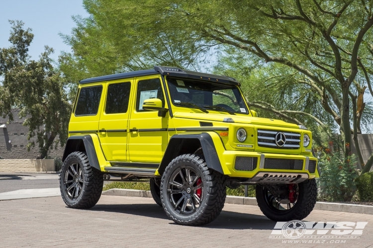 2017 Mercedes-Benz G-Class with 24" Forgiato Reggiseni-M in Custom wheels