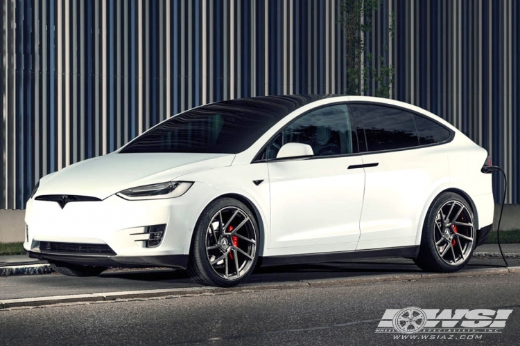 2017 Tesla Model X with 22" Vossen Forged NV2 in Custom wheels