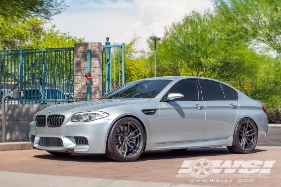 2013 BMW M5 with 20" Vorsteiner V-FF 105 in Graphite (Carbon Graphite) wheels