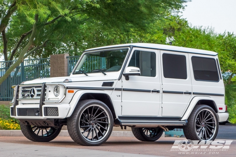 2017 Mercedes-Benz G-Class with 24" Giovanna Spira FF in Gloss Black (Directional - Flow-Formed) wheels