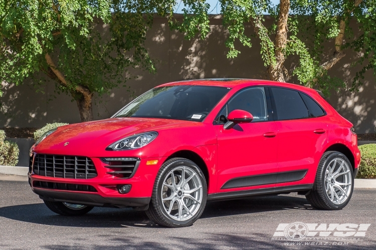 2017 Porsche Macan with 21" Vorsteiner V-FF 103 in Silver (Mercury Silver) wheels