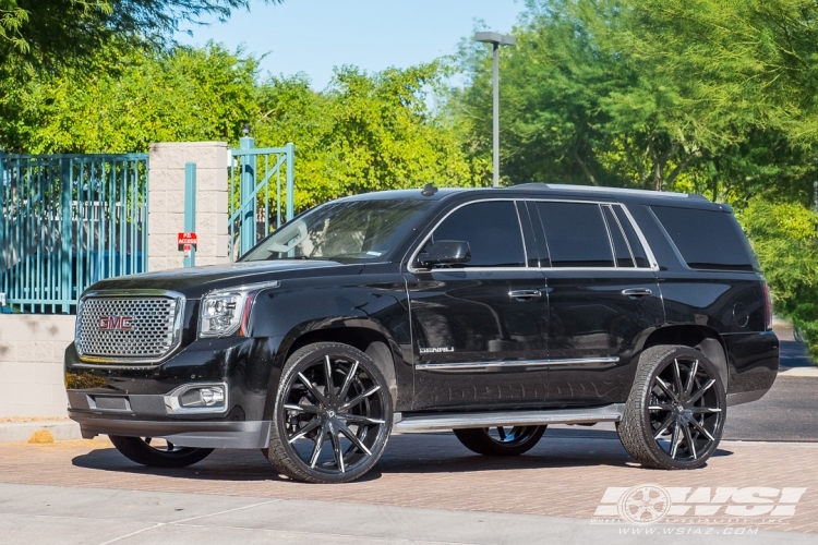 2015 GMC Yukon with 26" Lexani CSS-15 CVR in Gloss Black (Machined Tips) wheels