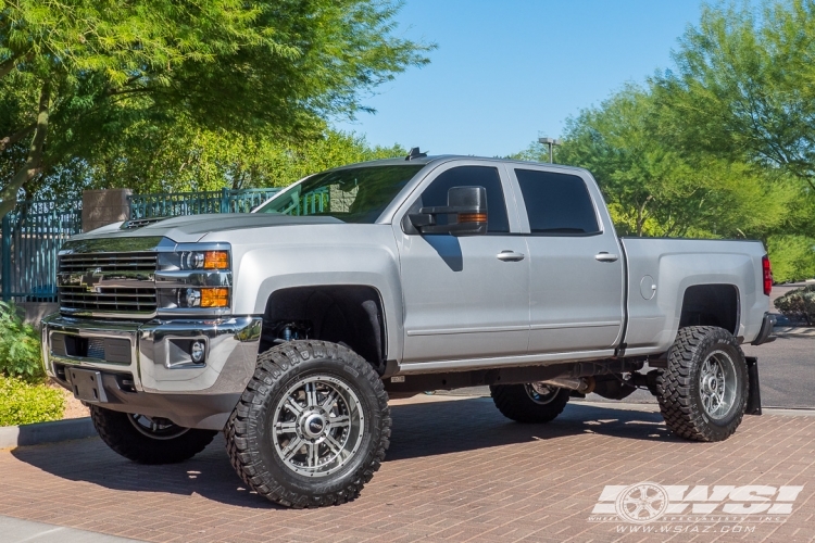 2017 Chevrolet Silverado 2500HD with 20" SOTA Off Road J.A.T.O. in Anthracite wheels