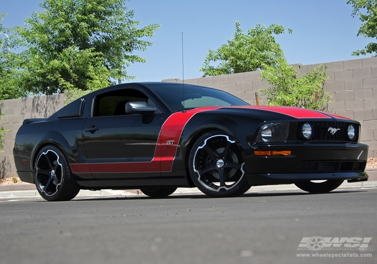 2007 Ford Mustang with 20" Giovanna Dalar-5 in Machined Black wheels