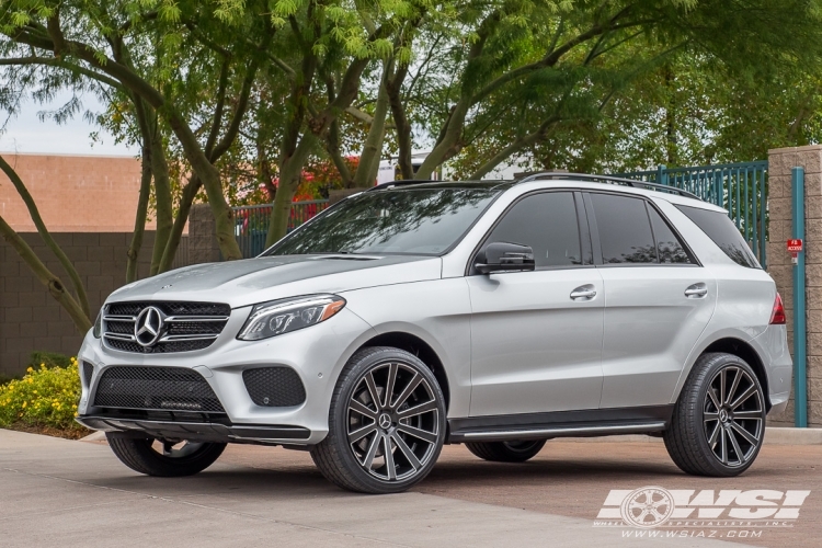 2017 Mercedes-Benz GLE/ML-Class with 22" Gianelle Santoneo in Matte Black (Ball Cut Details) wheels