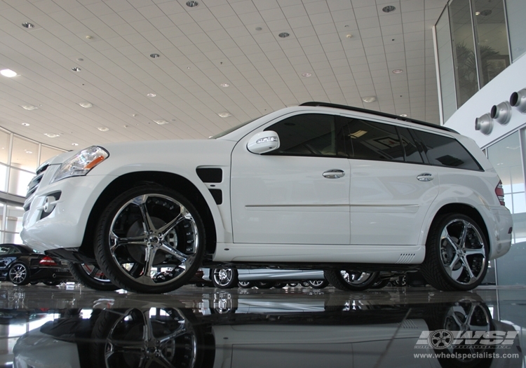 2007 Mercedes-Benz GLS/GL-Class with 24" Giovanna Dalar-5 in Chrome wheels