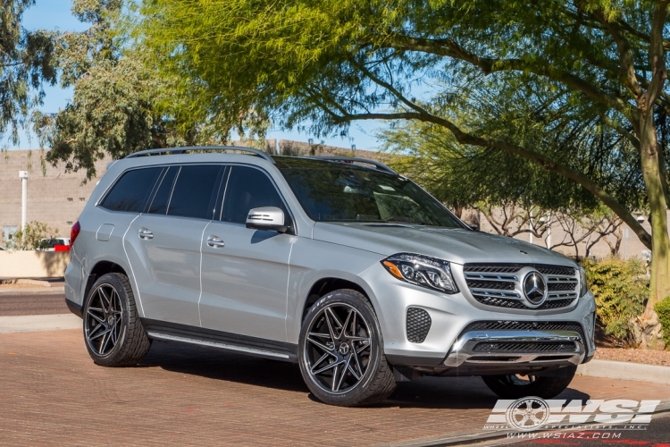 2017 Mercedes-Benz GLS/GL-Class with 22" Gianelle Parma in Gloss Black (Ball Cut Details) wheels