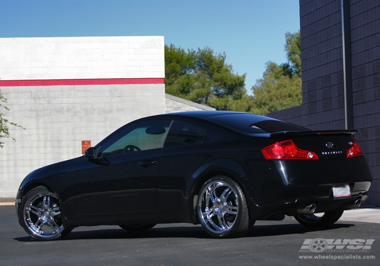 2006 Infiniti G35 Coupe with 20" Giovanna Cuomo in Chrome wheels