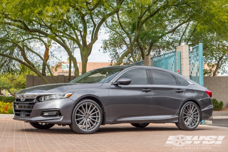 2018 Honda Accord with 20" Vossen VFS-2 in Gloss Graphite wheels