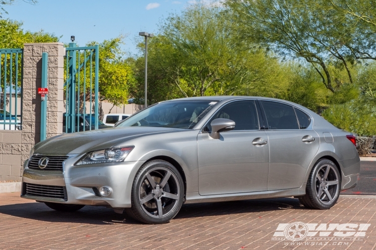 2015 Lexus GS with 19" Vossen CV3-R in Gloss Graphite wheels