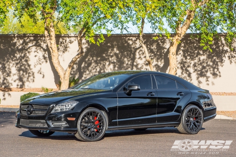 2013 Mercedes-Benz CLS-Class with 20" Rohana RFX10 in Gloss Black wheels