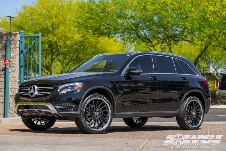 2018 Mercedes-Benz GLC-Class with 22" Giovanna Spira FF in Gloss Black (Directional - Flow-Formed) wheels